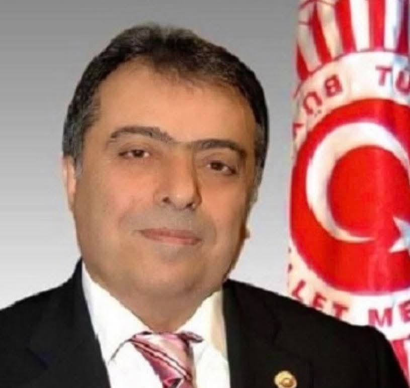 İnsan  #Epstein dosyalarını okudukça rahmetli MHP ‘li eski Sağlık bakanı Osman Durmuşa rahmet okumadan geçemiyorr

99 depreminde Amerikanın 2 bin kişilik hastane gemisine izin vermedi.
Bu geminin ülkemize iyi niyetle gelmediğini anlattı  

Oktar Babuna için tüm şehirlerde kan