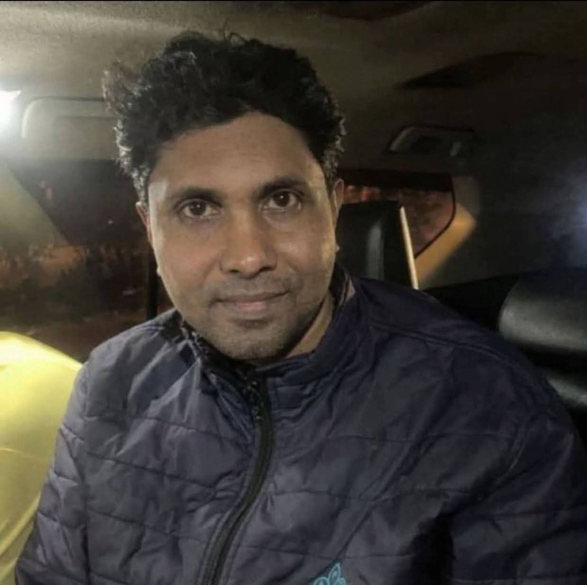 Make him Famous and Make him Darling of Right Wing Hindutvadi Warriors 🔥🔥🔥

He is Anand, A Schedule Tribe (ST) by Caste and Running a Facebook Page called " GULAMARA APPA " means Father of Slaves and was Roasting Piles Pinky kahrge &amp; his Father Mallikarjun Kharge on Daily