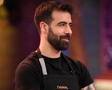 Faklana38's tweet photo. Τι παραγγέλνεις - Τι έρχεται 
#MasterChefGR https://t.co/v7CwfIQTn7