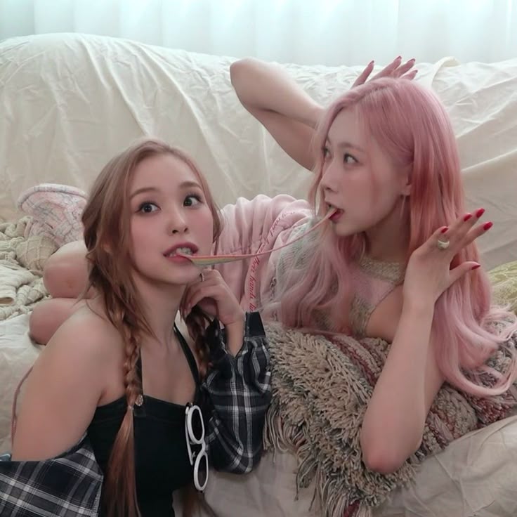 happy gahyunie day !!
#HappyGAHYUNday