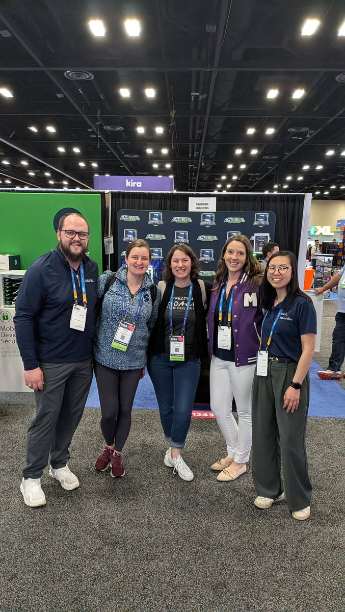 Lauren Hawkins tweet media