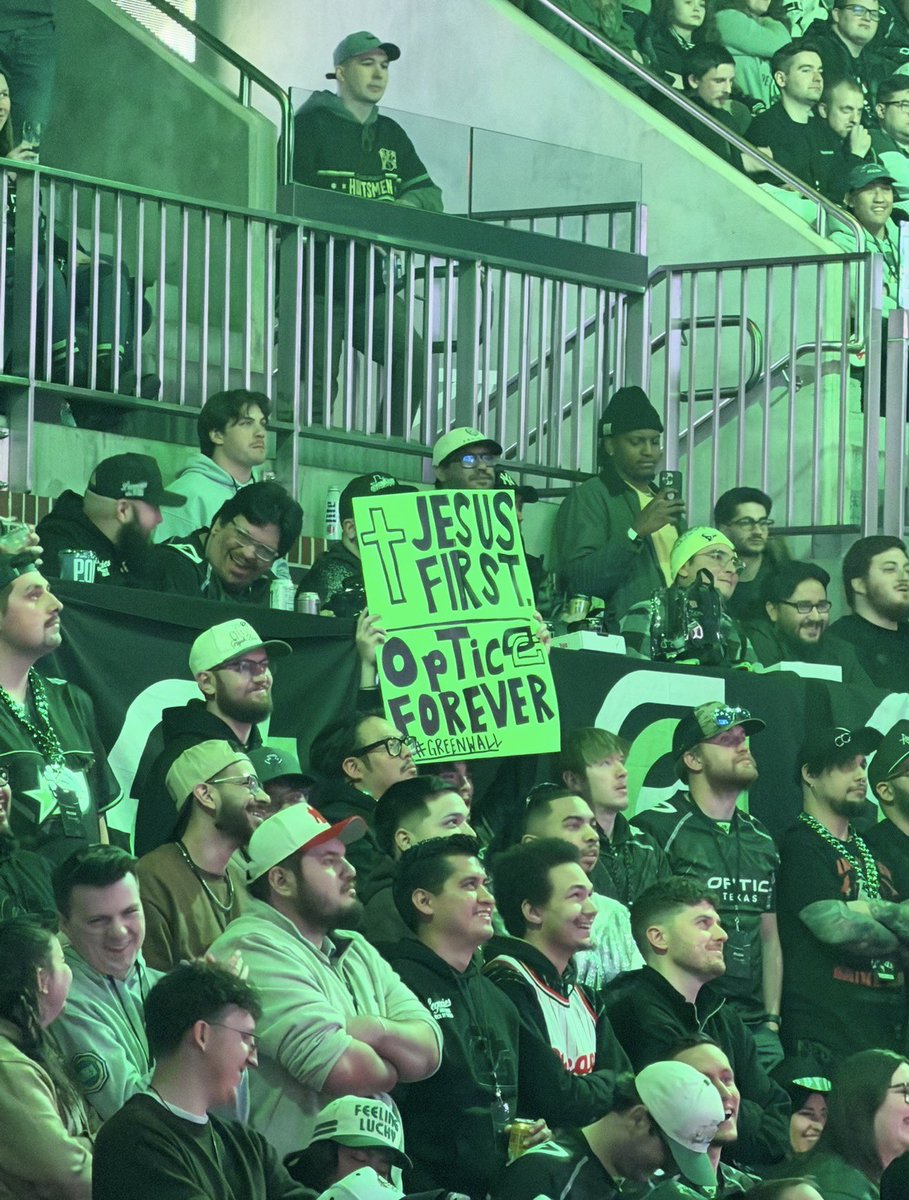 Dayscarr's tweet photo. Win or Lose. https://t.co/Ro1huehgk4