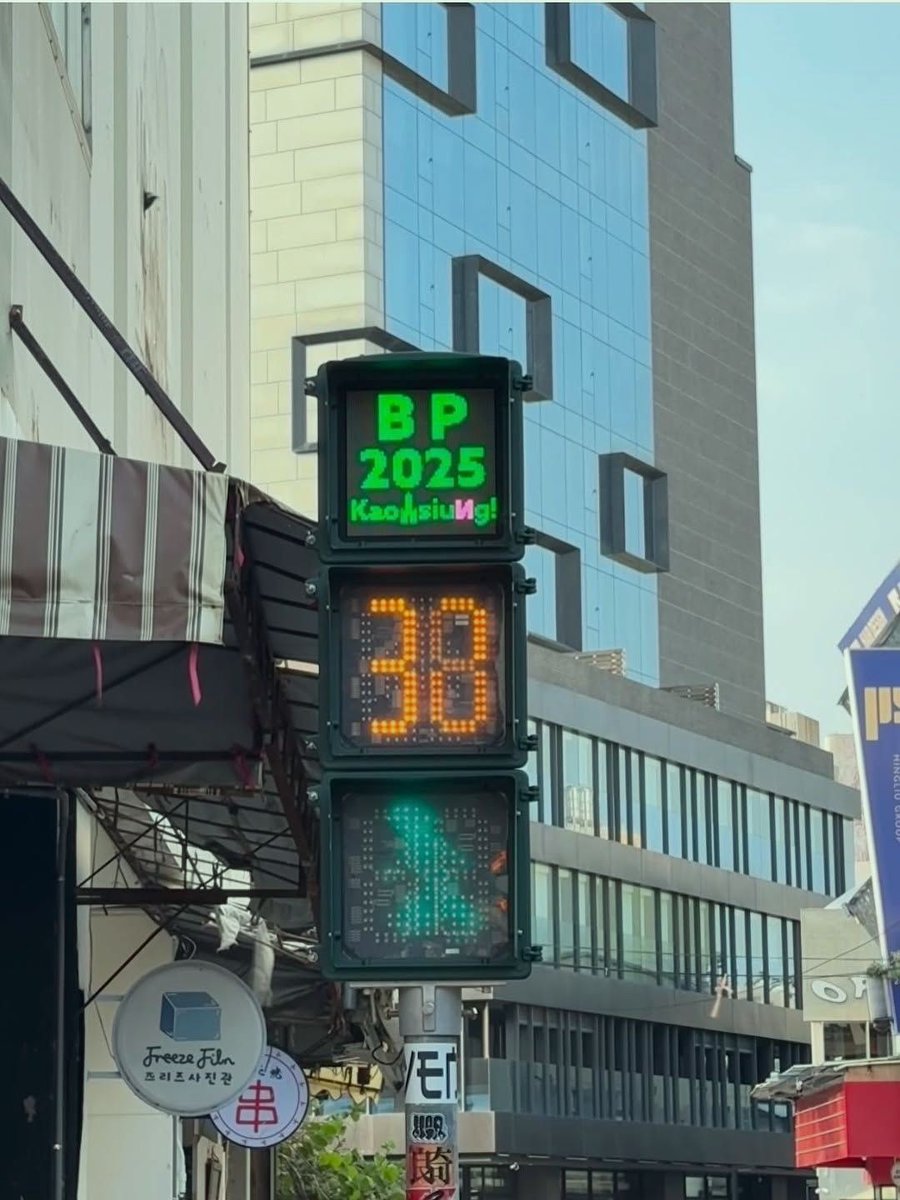 De Block tweet media