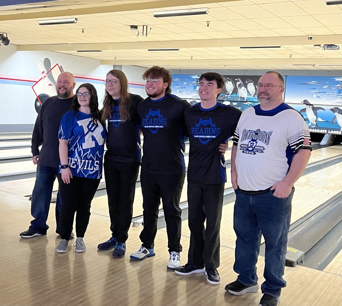 ReadingAthletic's tweet photo. Excited to celebrate our 4 senior bowlers: Bridgett, Gabe, Peyton, and Matthew! You’ve all had some great accomplishments on the lanes, and we can’t wait to see that success carry on in your future! Once a Blue Devil, Always a Blue Devil! https://t.co/dDwguBCwK6