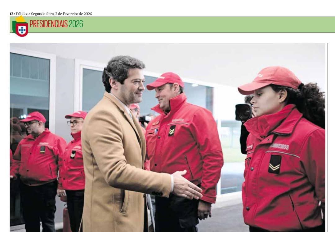 O gesto de recusar a cumprimentar uma pessoa só demonstra duas coisas: uma enorme falta de educação e falta de encaixe.

Vocês podem ser não gostar de uma pessoa mas não precisam de ser mal criados.

Depois chamam os outros de intolerantes!