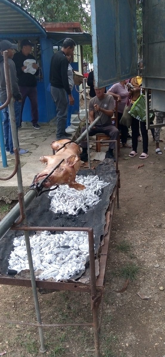 AMPPMella's tweet photo. #Mella,#SantiagoDeCuba. La demarcación territorial Palmarito de Cauto desarrolla su tradicional “Fiesta de la Candelaria" con una variedad de ofertas culturales, deportivas, gastronómicas y agroindustriales, es una muestra de que Cuba no se amedentra porque #CubaViveYSeDefiende. https://t.co/WqgsZCxVxe