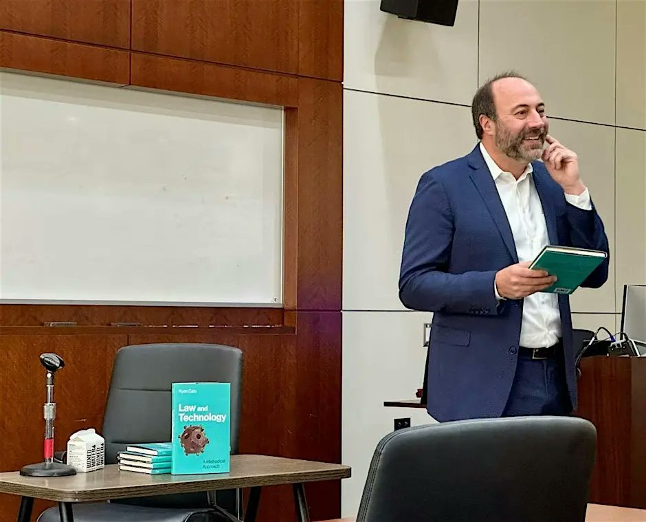 Tech Policy Lab tweet media