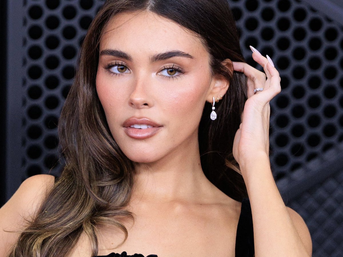 ⠀ ⠀ ⠀ ⠀⠀⠀ ⠀ ⠀ 
  ⠀⠀ 
                        from luaccess's blog - feb. 26
               02.01: Lua at the Grvmmy Awards
               in Los Angeles, California.

                   ⠀ ⠀ ⠀ ⠀⠀