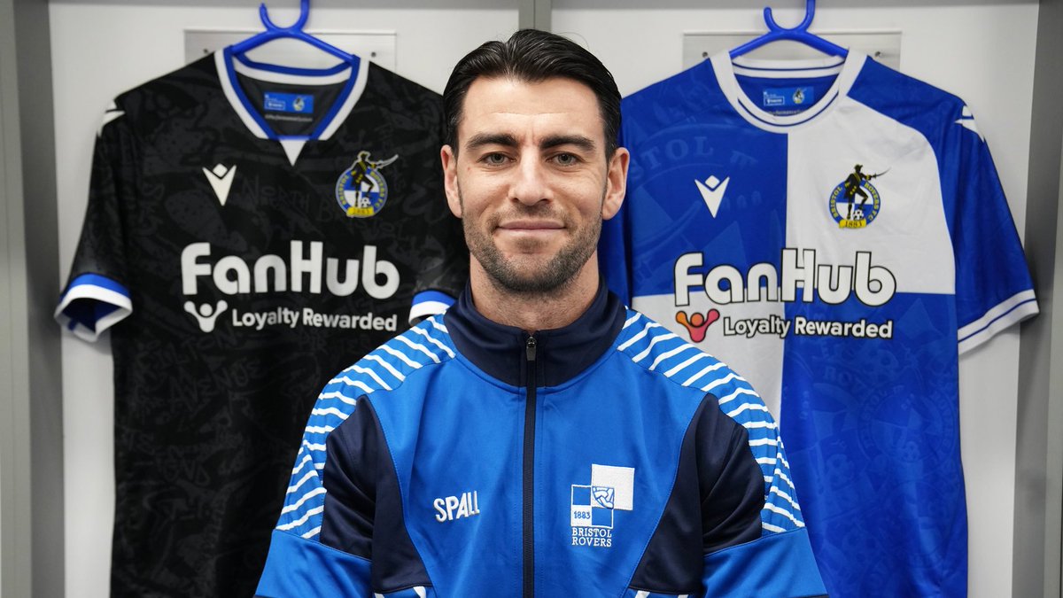 _joshuahemmings's tweet photo. ✍🏼 Our 25/26 January transfer window: 

🟩 🏴󠁧󠁢󠁥󠁮󠁧󠁿 CM | (24) Ryan de Havilland
🟩 ☘️ CB | (25) Kofi Balmer (Loan)
🟩 🏴󠁧󠁢󠁥󠁮󠁧󠁿 CM | (25) Kane Thompson-Sommers (Loan)
🟩 🏴󠁧󠁢󠁥󠁮󠁧󠁿 CB | (25) Riley Harbottle
🟩 🇲🇦 RW | (20) Yusuf Akhamrich (Loan)
🟩 🇳🇱 ST | (22) Mees Rijks
🟩 🏴󠁧󠁢󠁥󠁮󠁧󠁿 ST | (29) Joe Quigley
🟩 🏴󠁧󠁢󠁥󠁮󠁧󠁿 CM | (25) Tommy Leigh (Loan)
🟩 🏴󠁧󠁢󠁥󠁮󠁧󠁿 CM | (35) Richie Smallwood (Loan)

🟥 🇵🇱 CB | (24) Kacper Łopata (Returned)
🟥 ☘️ CB | (23) Stephan Negru (Returned)
🟥 🏴󠁧󠁢󠁷󠁬󠁳󠁿 CM | (21) Joel Cotterill (Returned)
🟥 🏴󠁧󠁢󠁥󠁮󠁧󠁿 CM | (23) Alfie Chang (Returned)
🟥 🏴󠁧󠁢󠁷󠁬󠁳󠁿 LW | (19) Freddie Issaka (Returned)
🟥 🏴󠁧󠁢󠁷󠁬󠁳󠁿 ST | (17) Ollie Dewsbury (Loan)
🟥 🏴󠁧󠁢󠁥󠁮󠁧󠁿 LB | (24) Bryant Bilongo
🟥 🇨🇾 ST | (25) Ruel Sotiriou
🟥 🏴󠁧󠁢󠁥󠁮󠁧󠁿 CM | (25) Isaac Hutchinson (Loan)
🟥 🇸🇱 CM | (23) Kamil Conteh (Loan)

• Average age of incomings (9) - 25.5 years old
• Average age of departures (10) - 22.4 years old

#UTG ⛽️ | #BristolRovers 🔵⚪️