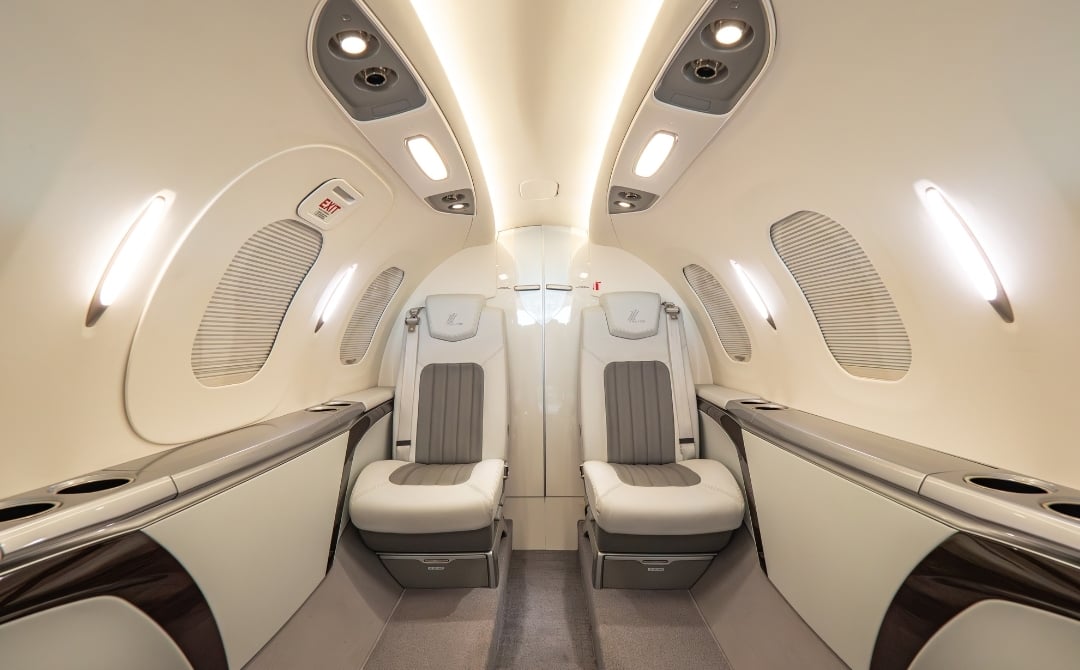 AvjetGlobal's tweet image. Just Listed: 2022 HondaJet Elite S.

Expanding operational capability with increased payload and range. 

▪️ Starlink High-Speed Broadband 

▪️ Enrolled on EMC2 &amp;amp; P3 

▪️ Fresh 150/300 Hour Inspections

Ready for 2026 operations. Link in bio.

#HondaJet #BizAv #LightJet