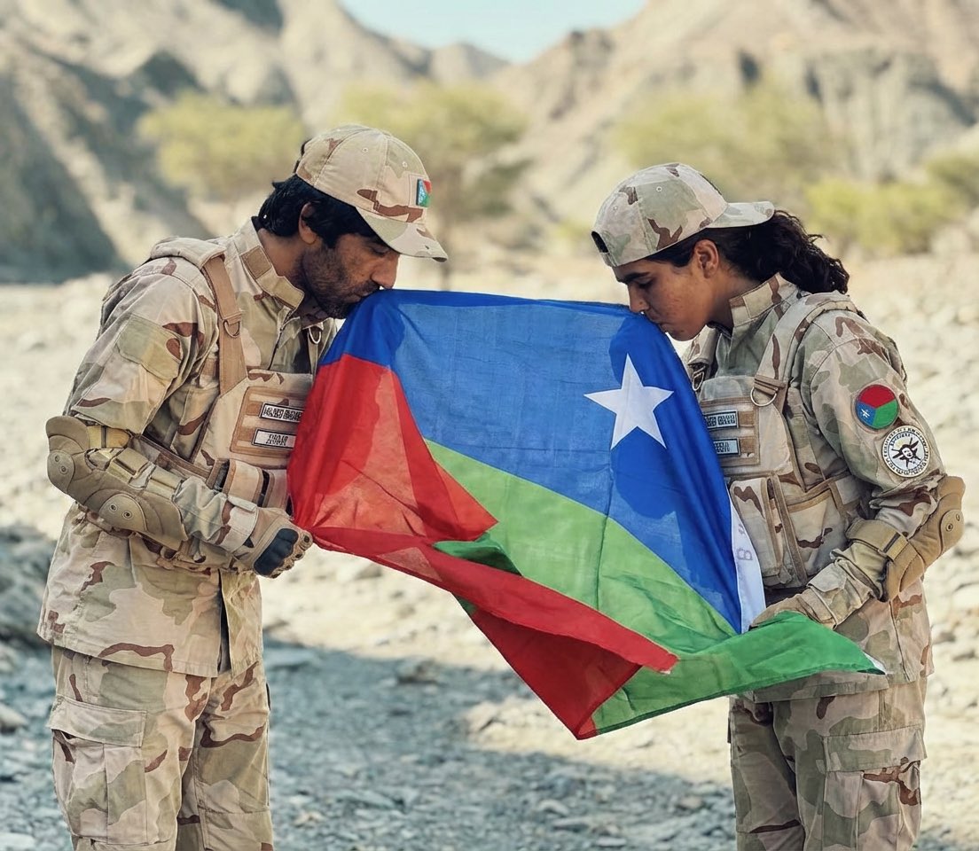 hasambaloch_'s tweet photo. She says: when are we gonna meet? I say: after a year and a war
She says: when does the war end?
I say: the time we meet.
.

https://t.co/2MCq2ndKG4

.
#OperationHerof #نوکنڈی #Balochistan 
@bahott_baloch @Hammad_Baluch @SabaBaluc https://t.co/47KoFQNtb0
