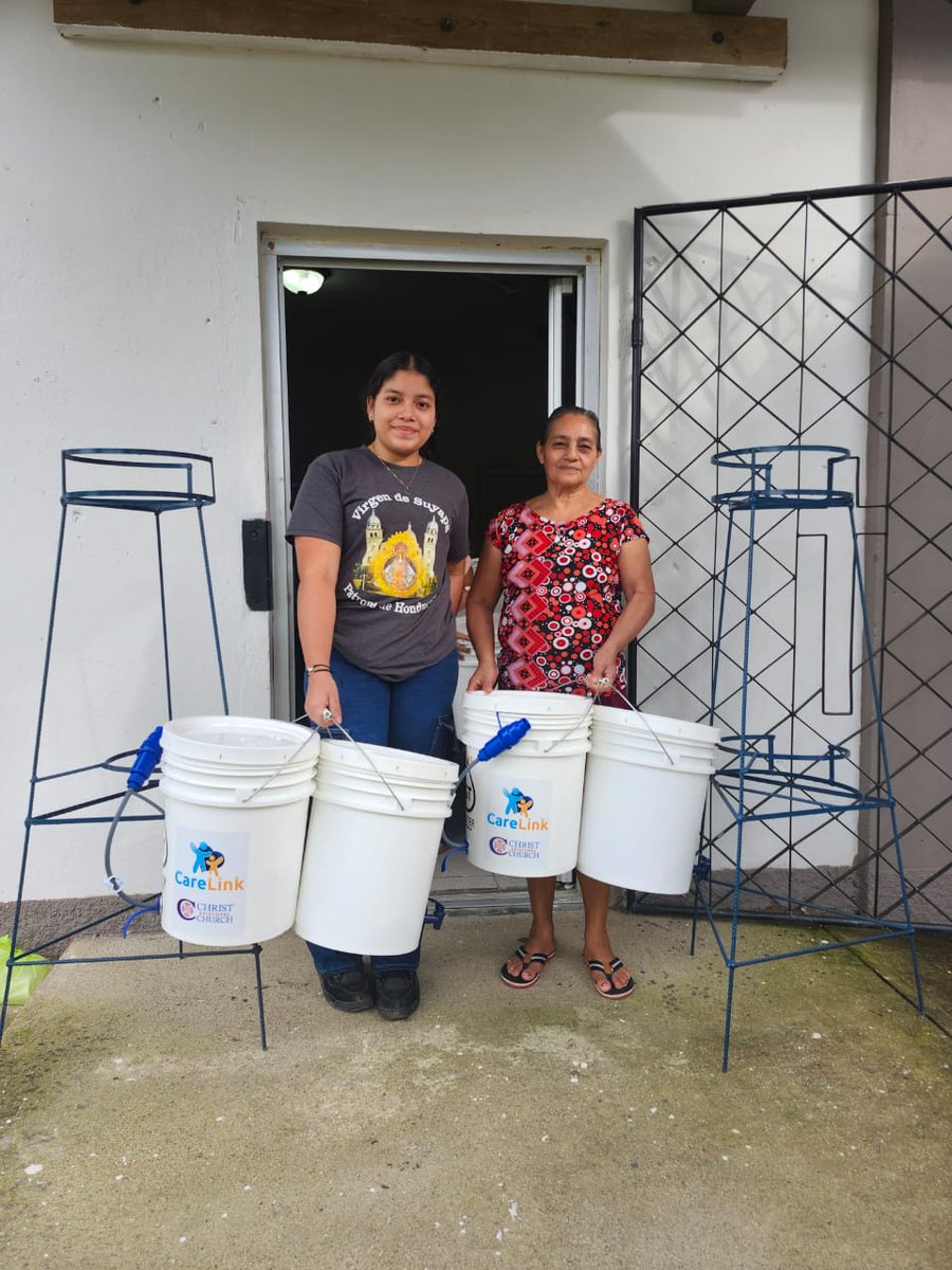 dwtxworldm's tweet photo. The Hilos de Dios ministry recently participated in a water filter training in Omoa, Honduras. They provided 45 homes with water filters that will be each by shared with another family. As the Rev. Brien Koehler said, "it is the real deal." #threadsofgod https://t.co/qx5WiI2ecK