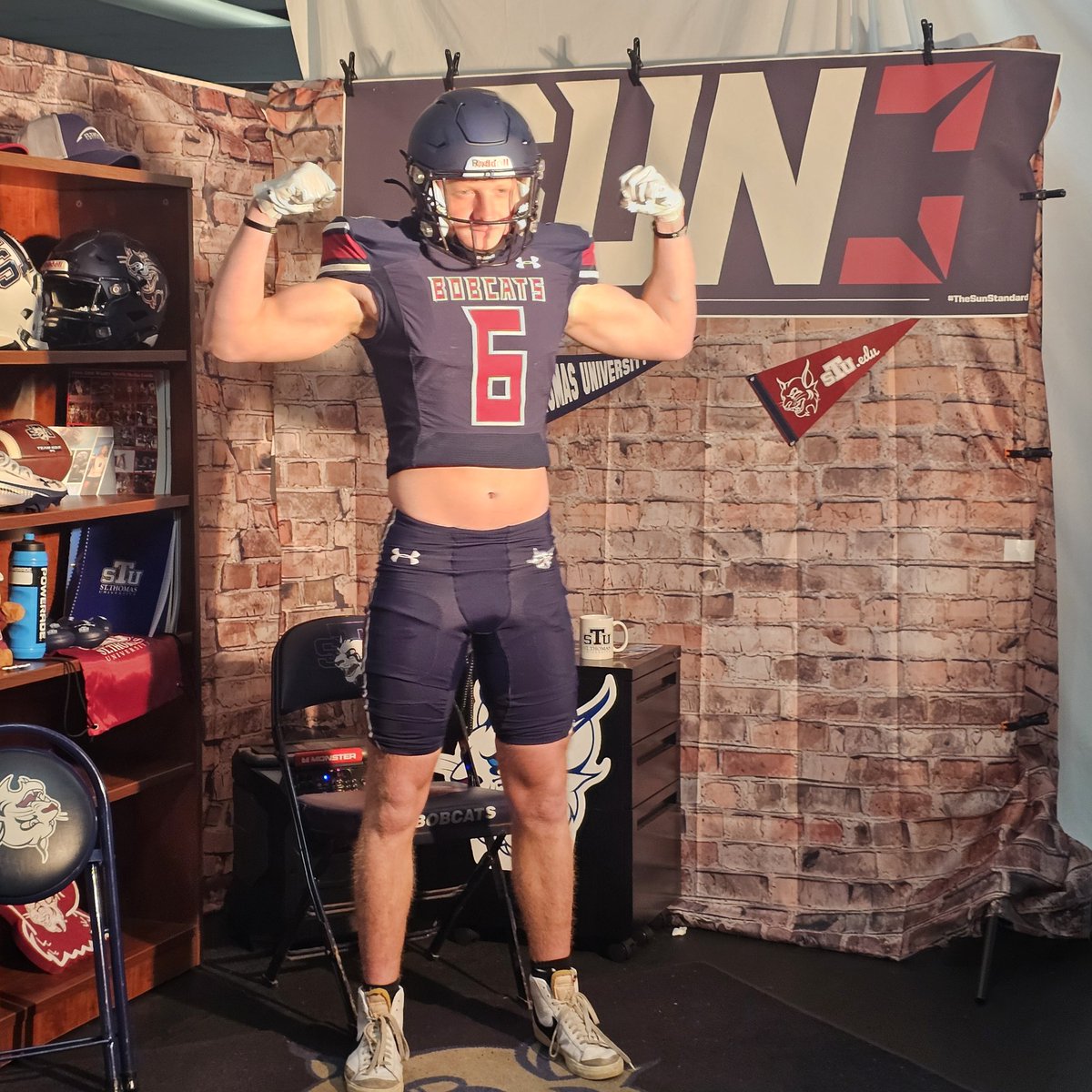 JakeWallace_6's tweet photo. Thank you to all coaches and staff @ St. Thomas University for allowing me the opportunity to Visit your campus today and to see what the Bobcats have to offer. And giving me the opportunity to continue my dreams of playing at the next level. I look forward to seeing what the future brings. @CoachDrewDavis @Mickey_ORourke @coacheverson_ @STU_Football