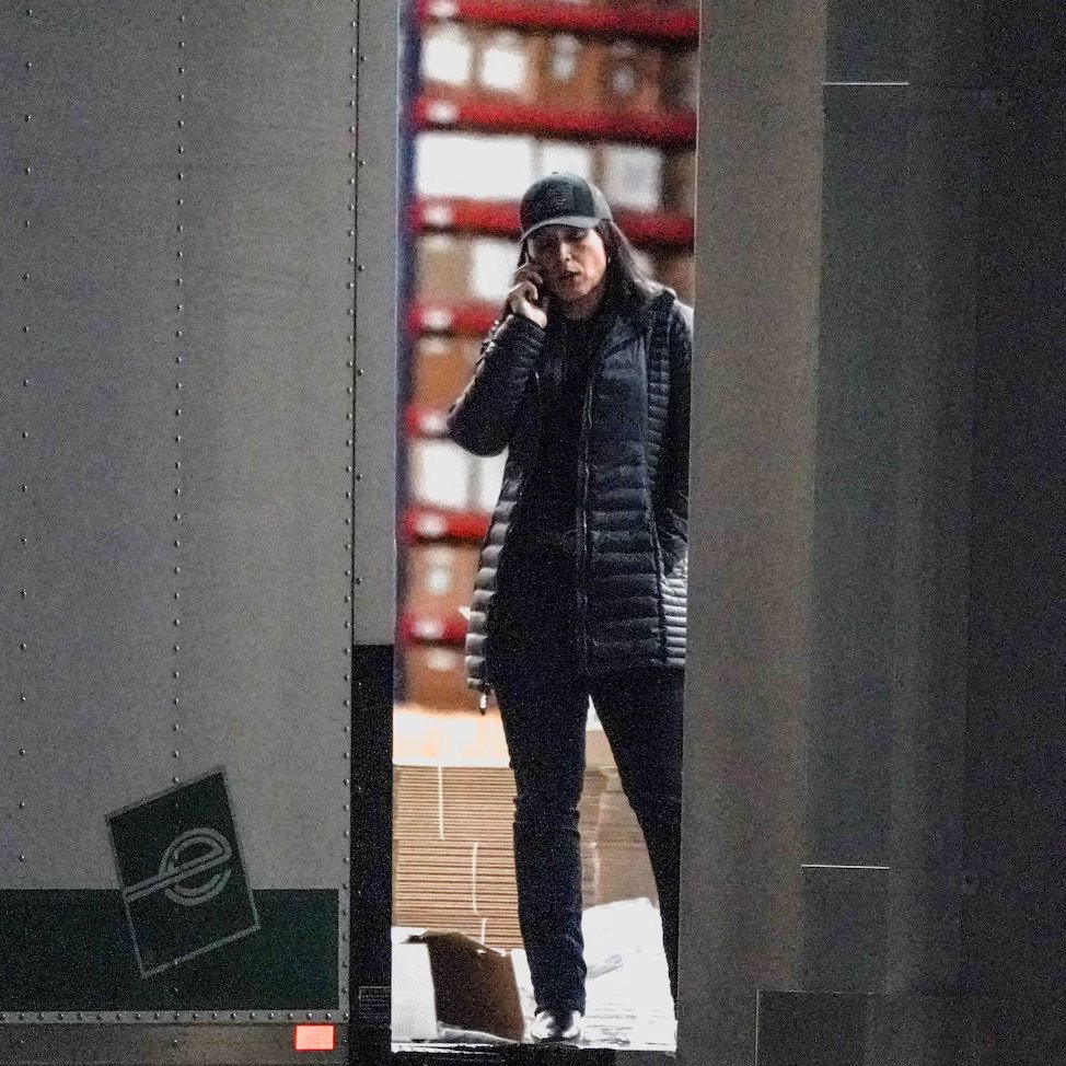 JudiciaryDems's tweet image. Why did Tulsi Gabbard connect Donald Trump to frontline FBI agents right after raiding an election center?

Election deniers.

We’re investigating.