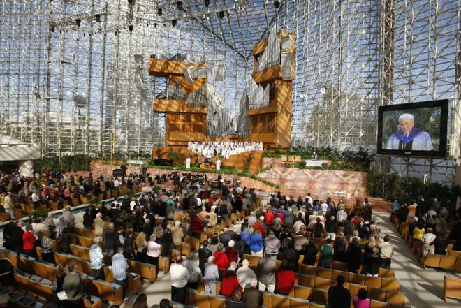 Word_Massager's tweet image. He couldn't be found
in the usual places
where lost #souls repose

So his spiritual reclamation
would have to be
one of remote salvation
in a holy absentee
sense of redemption

Fortunately
the tech savvy pilgrim
can link with the Lord
and be saved for a price
#fromoneline #vss365