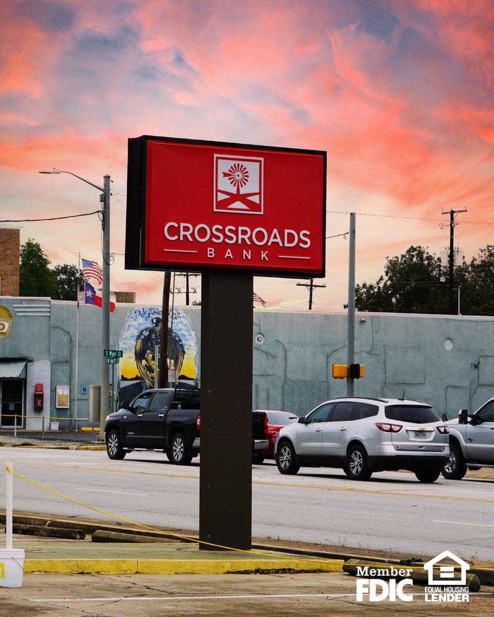 crbanktx's tweet photo. Rooted in the communities we serve. Focused on the people we support.

That’s banking the Crossroads way. 🤝🌱🏦

🌱 GROWING OUR FUTURE TOGETHER

𝐌𝐞𝐦𝐛𝐞𝐫 𝐅𝐃𝐈𝐂 | 𝐄𝐪𝐮𝐚𝐥 𝐇𝐨𝐮𝐬𝐢𝐧𝐠 𝐋𝐞𝐧𝐝𝐞𝐫

#CrossroadsBank #SmallTownBanking #CommunityBanking https://t.co/izvehOLRZK