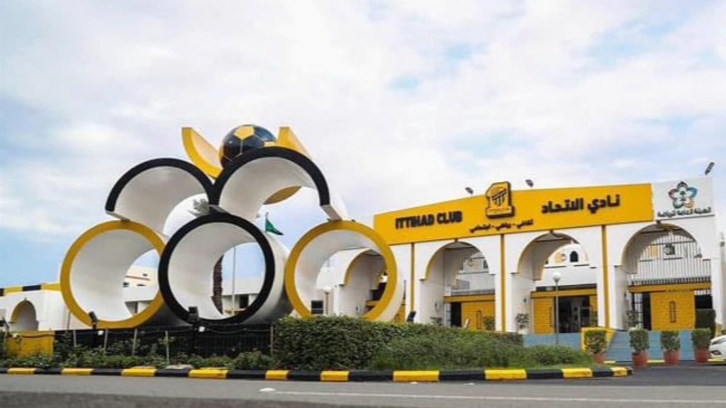 mutt3botb's tweet photo. رحل جيل الاسطورة أحمد جميل و من بعده جيل الاسطورة محمد نور و ظل هذا النادي شامخ بنجومه و رجاله 

لذا وجب منا دعم الموجودين بالرغم من ان عمل الاداره لم يكن مرضي كبناء لهذا الموسم و لكن هناك متغيرات سريعه و متلاحقه طرأت على النادي لذا وجب منا الثبات و الايمان بحظوظنا في البطولتين القادمة " النخبة - كأس الملك " 

اللهم وفق نادينا العظيم فوق كل ارض و تحت كل سماء و اجعل ما حدث له خيره في امره 💛🙏🏼