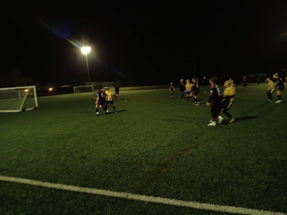 BooshPemberton's tweet photo. @ColwynBayFC ladies 3 @PenPhoenixFC Blues 0
Another excellent performance by top of the league Bay. The Blues gave the league leaders a run for their money in top quality match 
@HGTCymru @CymruLeagues @Colemans_Dream @alt_wales https://t.co/rIpgCkVapY