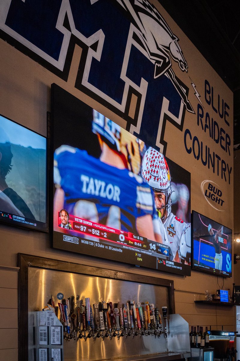 UberDisplays tweet media