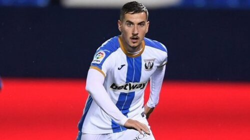 FNEWS_GR's tweet photo. Ανάλυση Javi Hernández: Τι φέρνει στη Λεωφόρο ο Ισπανός αμυντικός (Stats &amp; Profile)... https://t.co/ro9v7IohLX
#paofc #Panathinaikos https://t.co/xt1bXvW44G