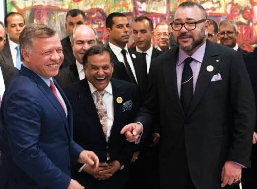 RLehbib's tweet photo. ⚡️ 🇺🇸🇲🇦 | تحديث لقائمة الشخصيات والمسؤولين المغاربة الذين تم ذكرهم في فضيحة #جيفري_إبستين :

محمد السادس
الطيب الفاسي الفهري 
منير الماجدي
عبد السلام الشكور
أحمد الشرعي (مقالات)
الطاهر بن جلون
مهدي قطبي
مصطفى التراب ( رئيس مجموعة OCP)
العقابي العربي – مكلف بالبروتوكول (OCP) https://t.co/u22b3pToTh