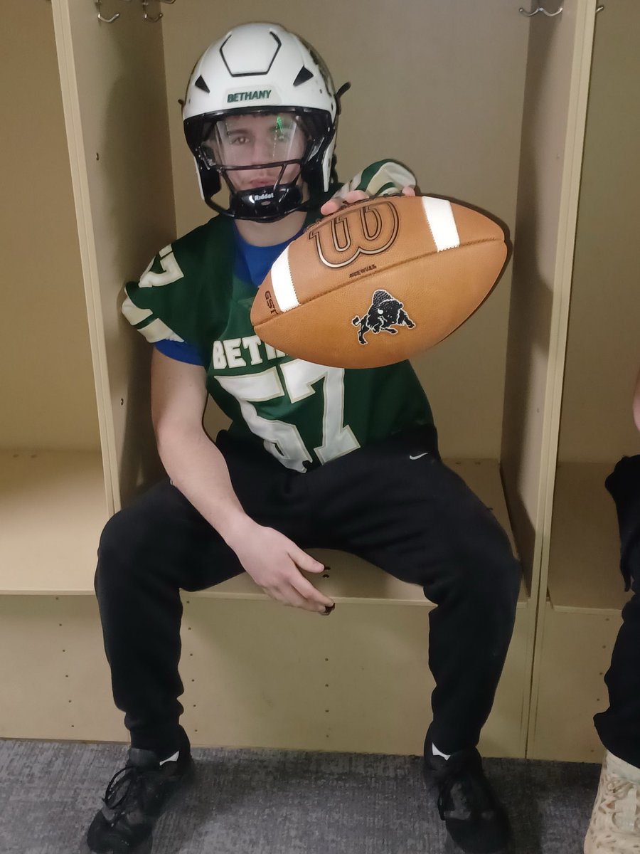 Aaronfrohnapfel's tweet photo. After a great visit at @Bethany_College I am very thankful to receive my first D3 offer #Bethanybison @BethanyWV_FB https://t.co/v2V6dSXRlx