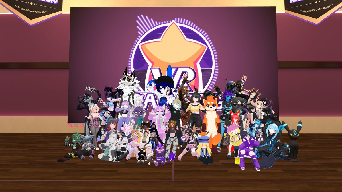 VRDancing tweet media