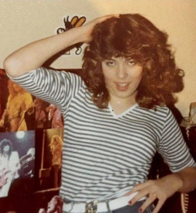 EL4USA's tweet image. This is Debrina Kawam.
She was 57 years old.
She was asleep on a NYC train when an ILLEGAL from Guatemala poured flammable liquid on her &amp;amp; set her on fire, killing her.
Bruce Springsteen DID NOT write a song for Debrina. 
AOC had no comment.
No protests.