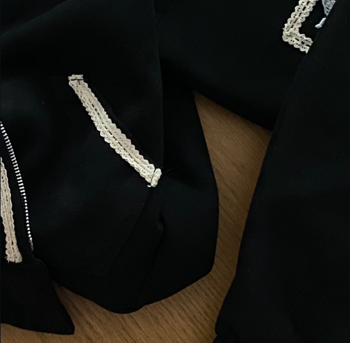 black velvet jacket with lace trim by déconner avec des figures