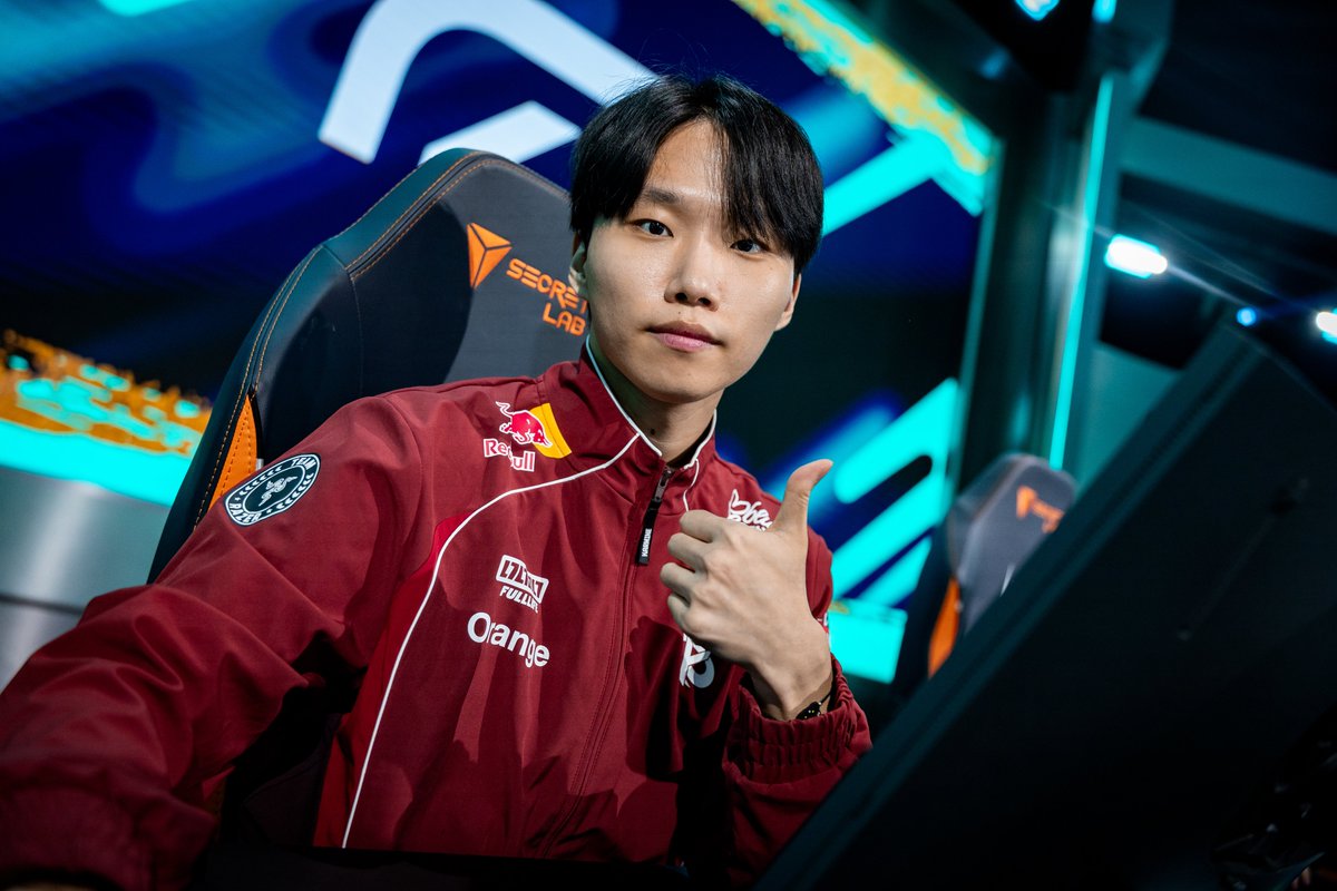 Leco(❁´꒳`❁) LEGO Cole - ZX Minifigure | Brick Owl - LEGO Marketplace