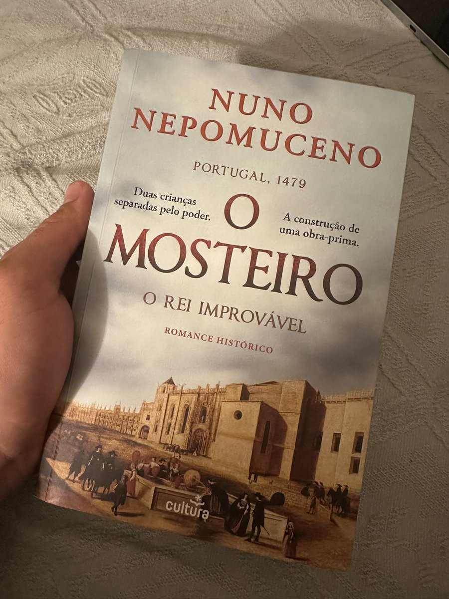 pedroeduardob9's tweet photo. Hoje decidi ler este livro 
Dei por mim a perder o dia inteiro para perceber as descendências🫠
Já me tinha esquecido da confusão genealógica que foi a dinastia de Avis https://t.co/v3jHrUHiNn