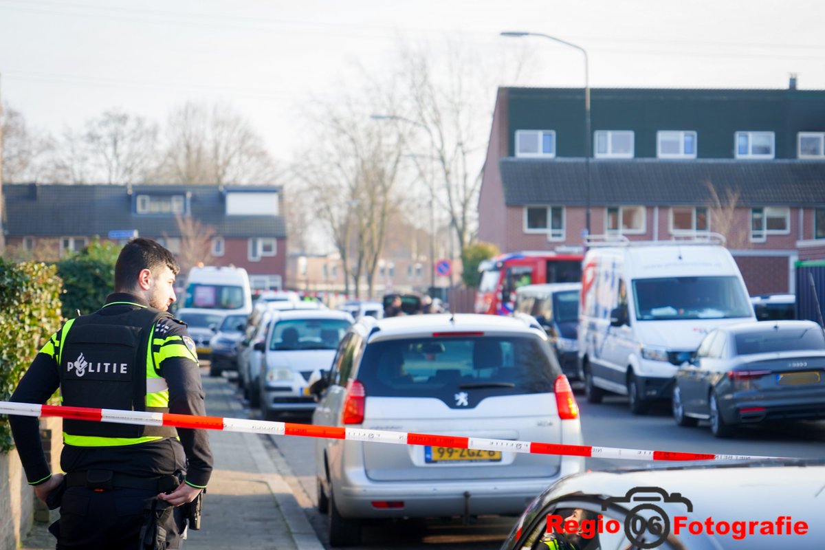 Arrestatieteam houdt man aan bij woning