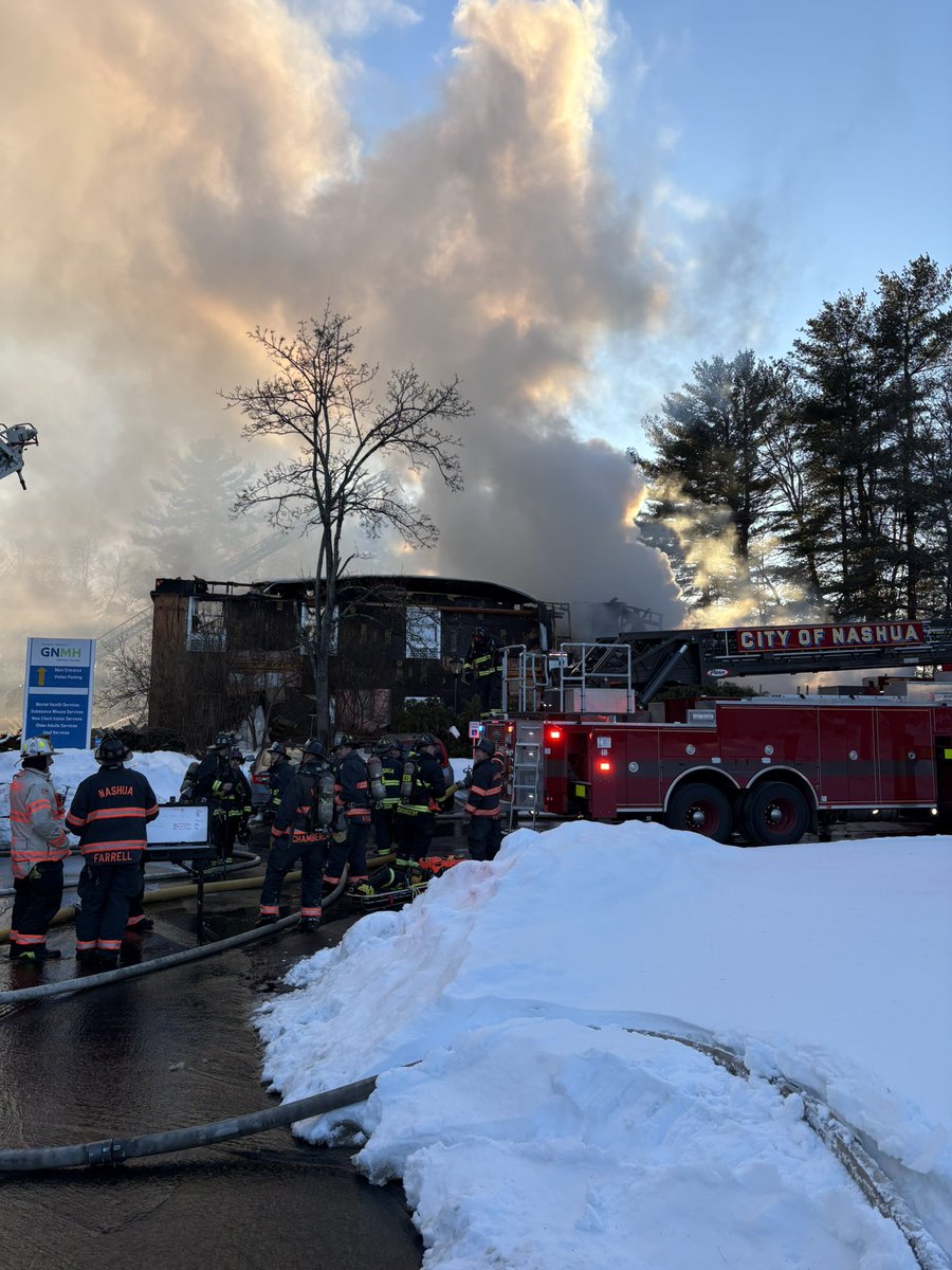 jackstawasz's tweet photo. Nashua 4th Alarm https://t.co/QxzvgftTWh