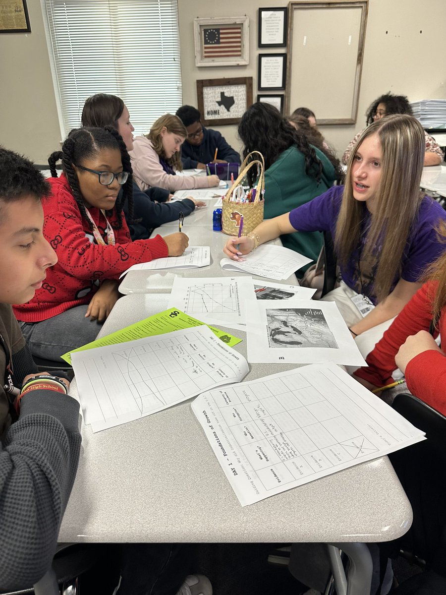 Hannah Russell tweet media