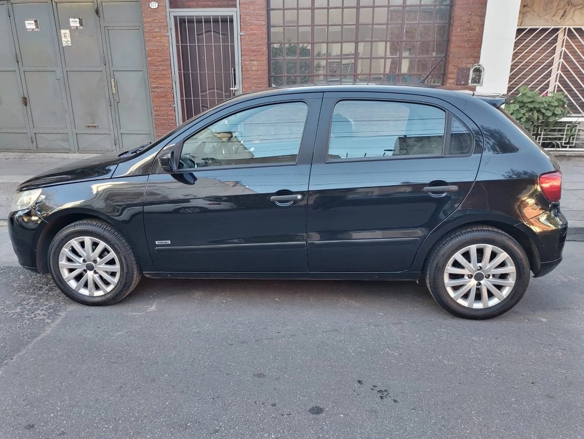 V6 Marketplace tweet media