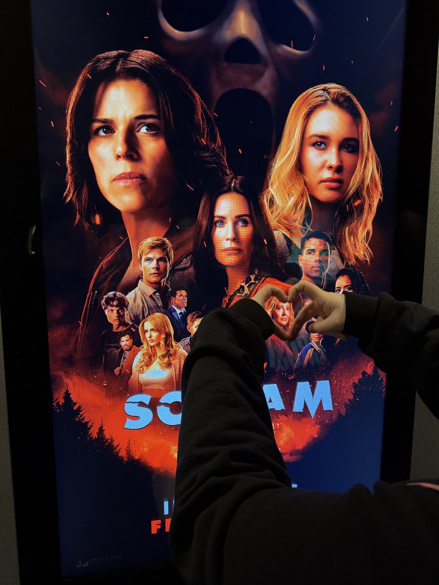 lynsey🐊 tweet media