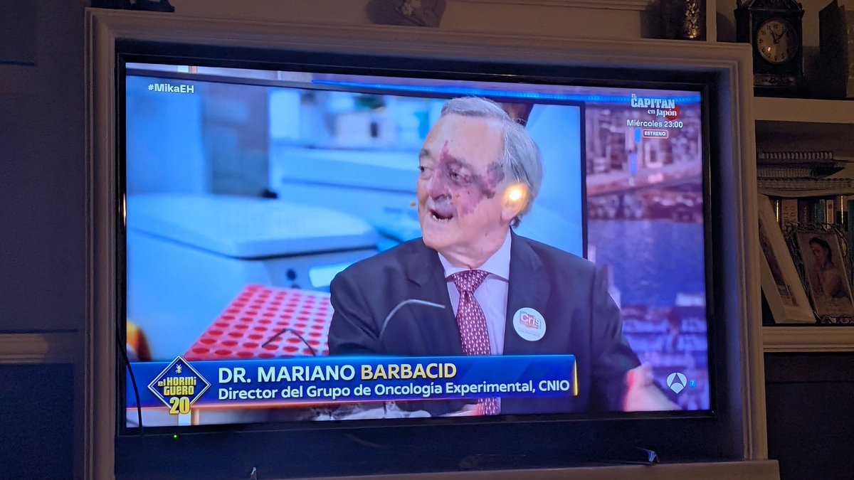 Este hombre y su equipo no deberían venir al <a href="/El_Hormiguero/">El Hormiguero</a> a una pequeña intervención -colaboracion, merecen un programa COMPLETO. <a href="/antena3com/">Antena 3</a> .
Hito histórico medicinal en la lucha contra el #cancer
