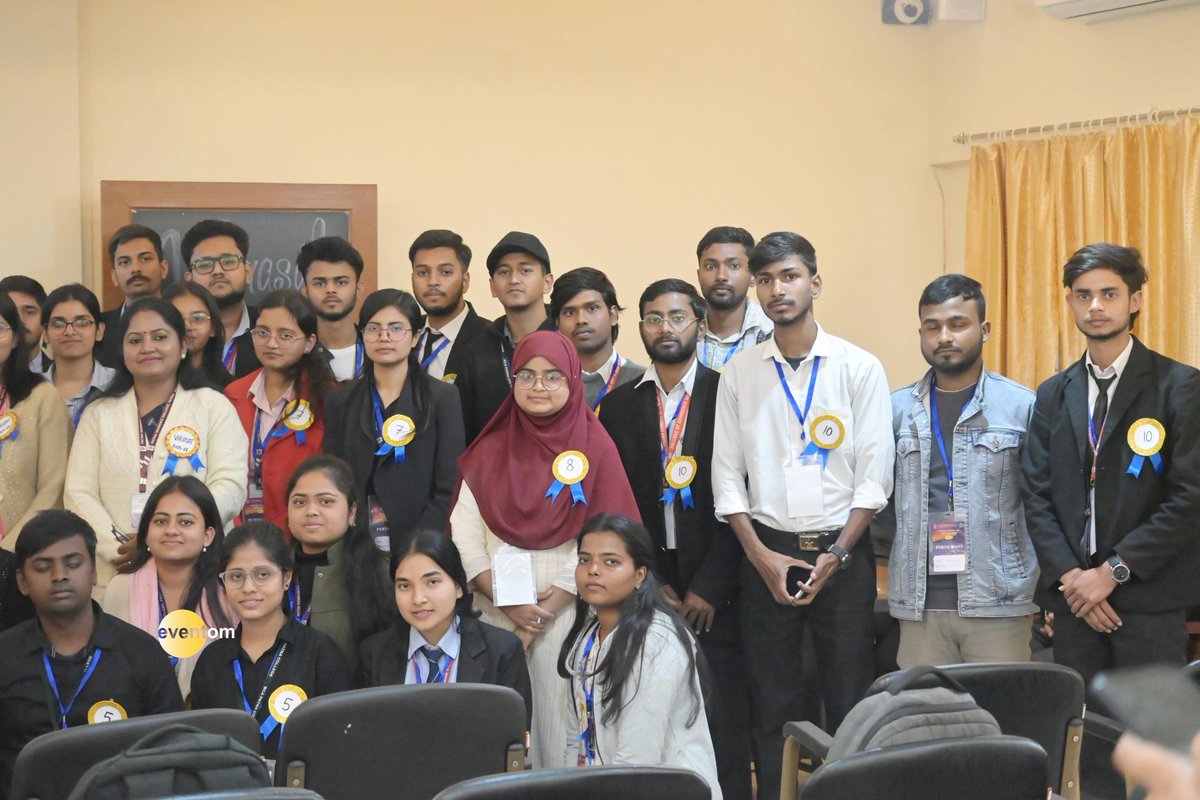 Adͥitͣyͫส tweet media