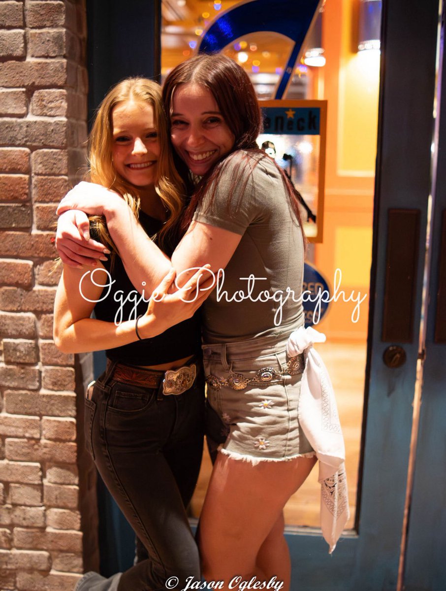 raveasaurus_rex's tweet image. dance last Wednesday 💖🤠🕺
#linedance #linedancer #dance #dancers #friends