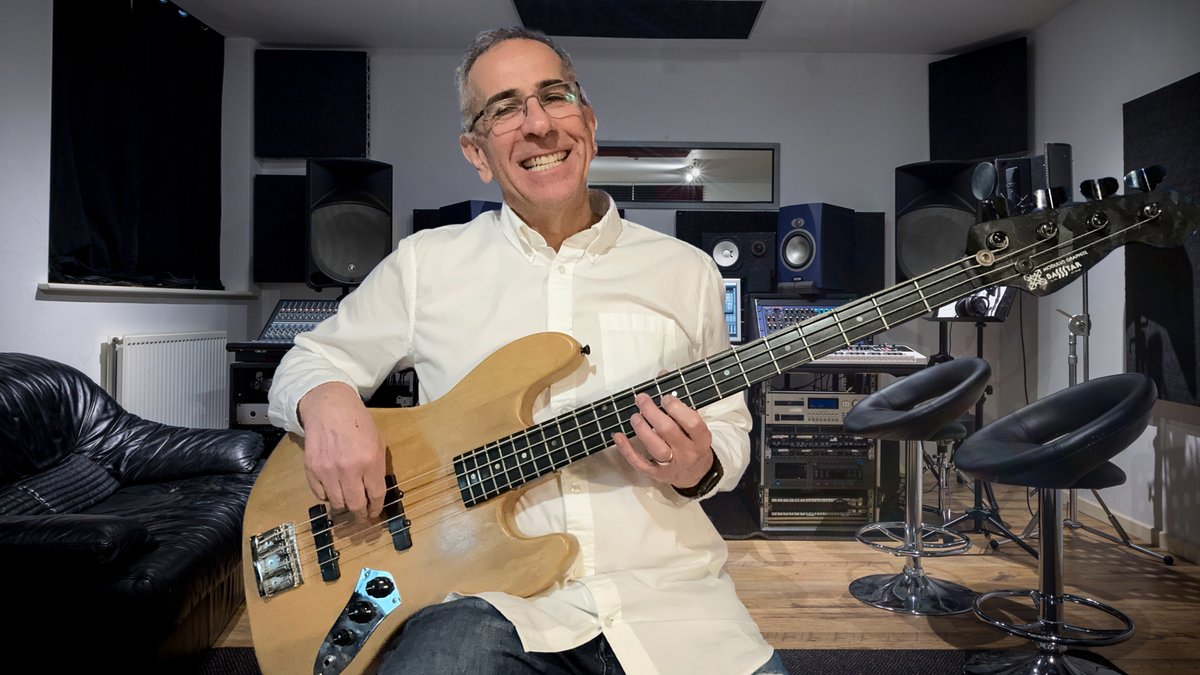 ForBassPlayersOnly tweet media