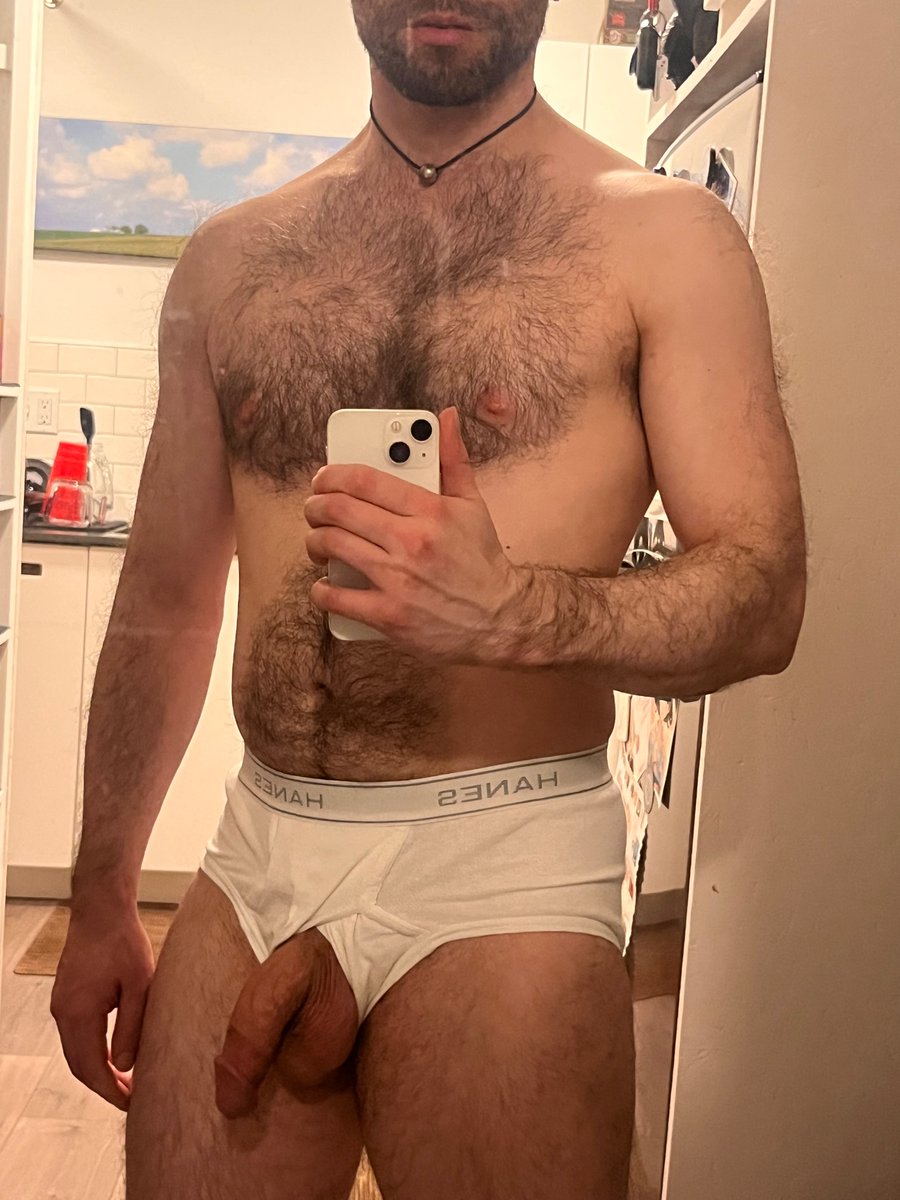 Hangin’ out after work. #briefs #whitebriefs #tightywhities #hanes