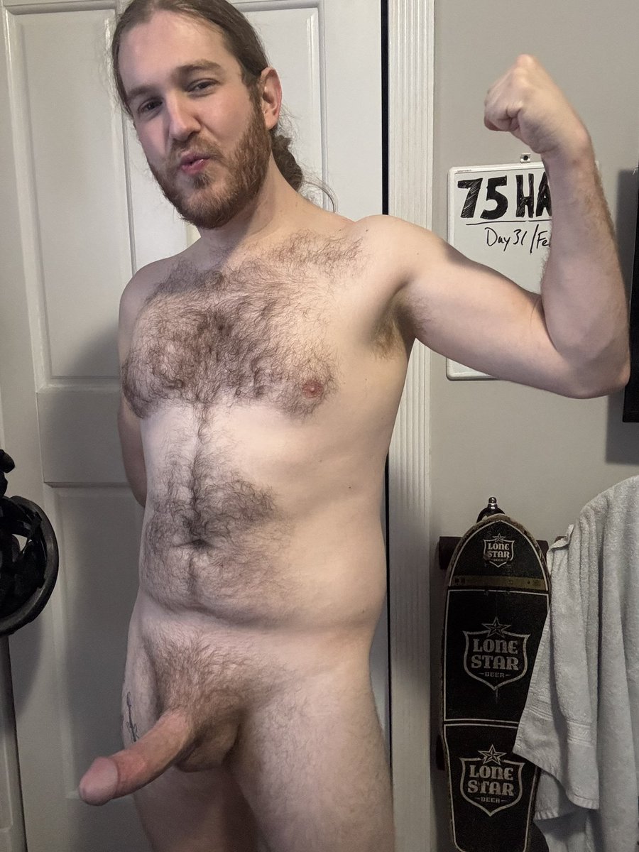 One whole month of #75Hard today!! I’m taking the name a lot more literally than most people 😜 #nsfwtwt #workout #flex #gym #gymprogress #beard #chesthair #bicep #bwc #menslonghair #wataa #chudai #gay #bi #men #man #guys #nsfw