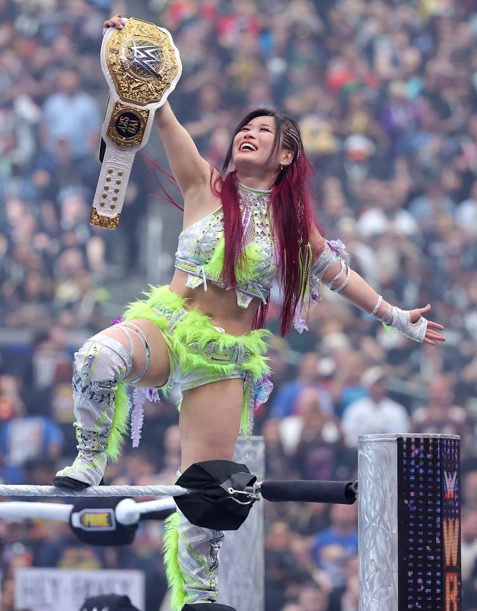 WrestlePurists's tweet image. WRESTLEPURISTS WOMEN’S WRESTLER OF THE YEAR 2025
As voted for by Fans &amp;amp; Media/Critics:

1 - IYO SKY (45.5%)

2 - Mercedes Moné (31.0%)
3 - Saya Kamitani (11.4%)
4 - Toni Storm (8.5%)
5 - Sareee (3.6%)