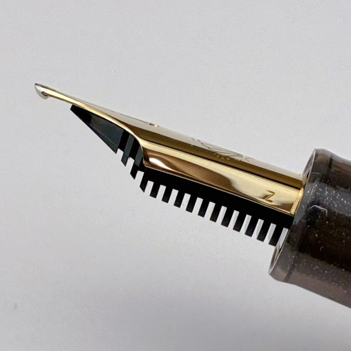 🎉小太刀研ぎ入荷のお知らせ🎉 Poesie文具オリジナル万年筆