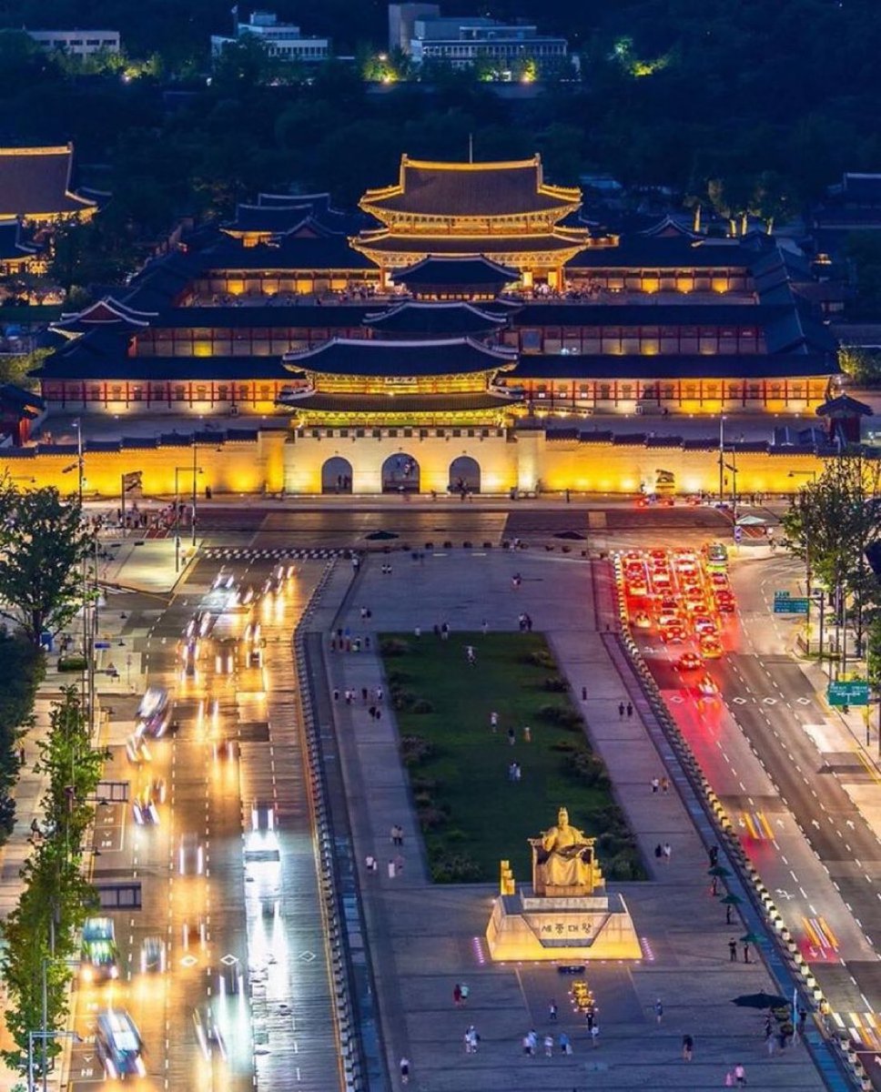 BTS comeback live will be filmed here btw…😍