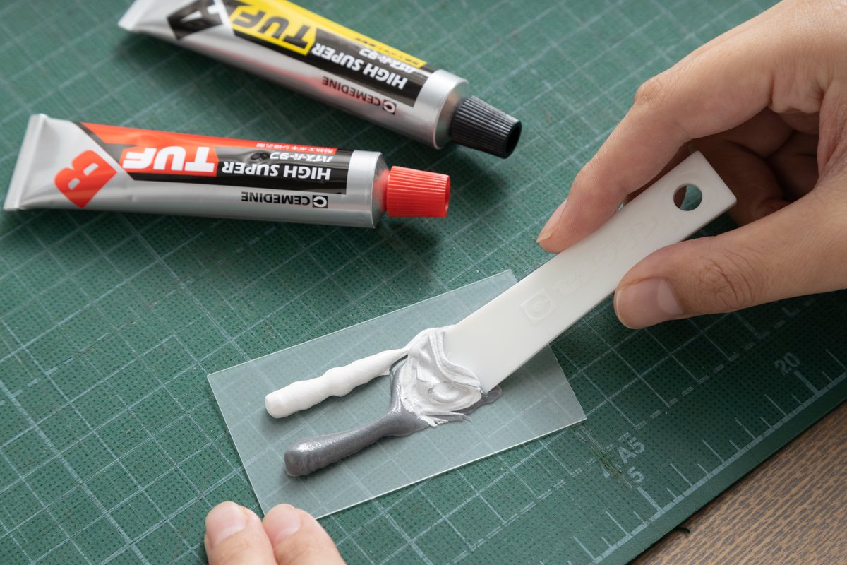 2026の恵方は「南南東」です。
今日は恵方を向いて無言でエポキシを混ぜると福がくっつくとされている…と、セメダインでは伝えられています(･ω･)ﾉ
#節分　#節分2026