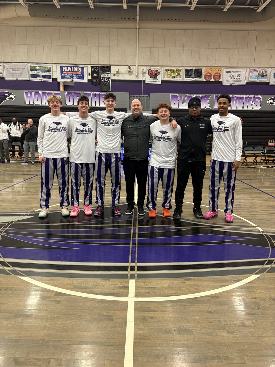 Bloomfield Hills High School Boys Basketball tweet media