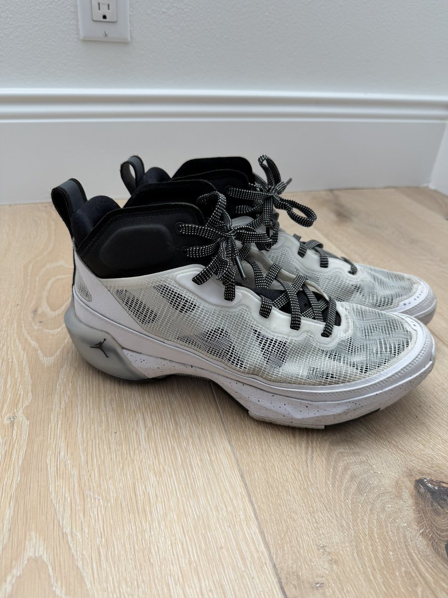 MasterSwolio tweet media