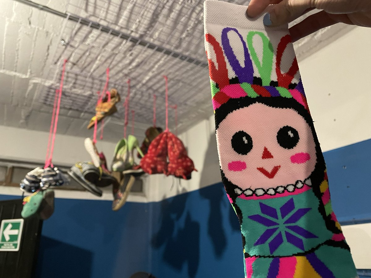 eli_conacento's tweet image. ¿Qué ver en #ArtWeek y por qué #WorkInProgress?

Atentos a @MexicanaDeArte porque les estaré contando lo que vea esta semana.