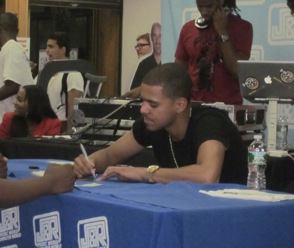 TeamJColeNC's tweet photo. Sept 28, 2011 @jandrmusicnyc https://t.co/Axgklnosp3